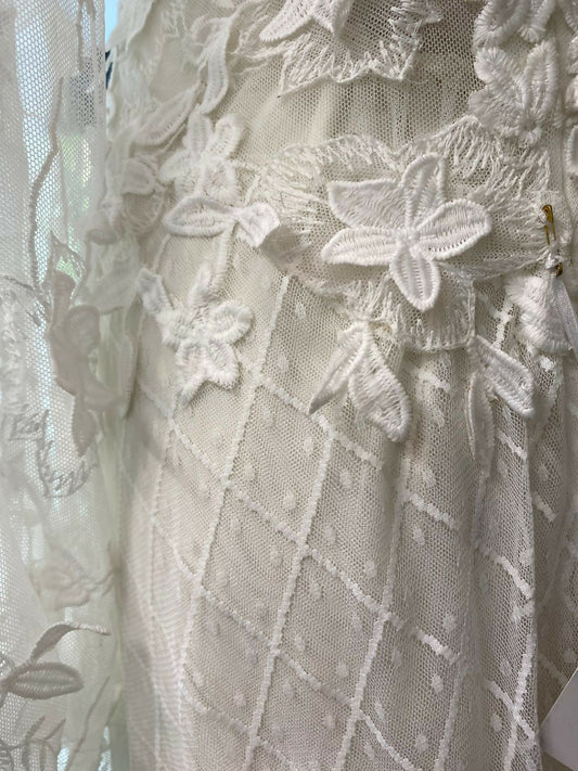 JAYA - Paola Logreira