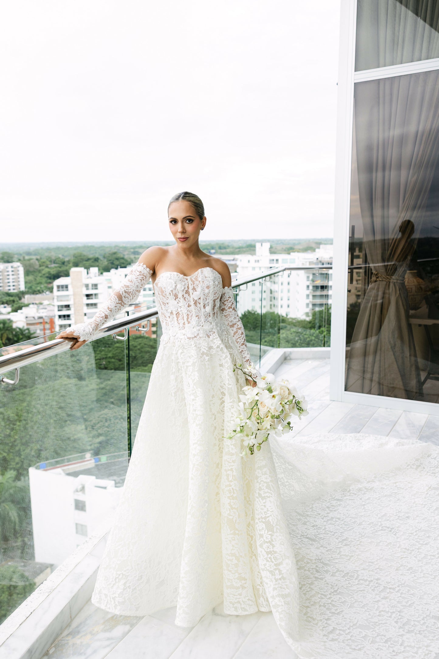 Vestido de Novia - Virgilio Madinah
