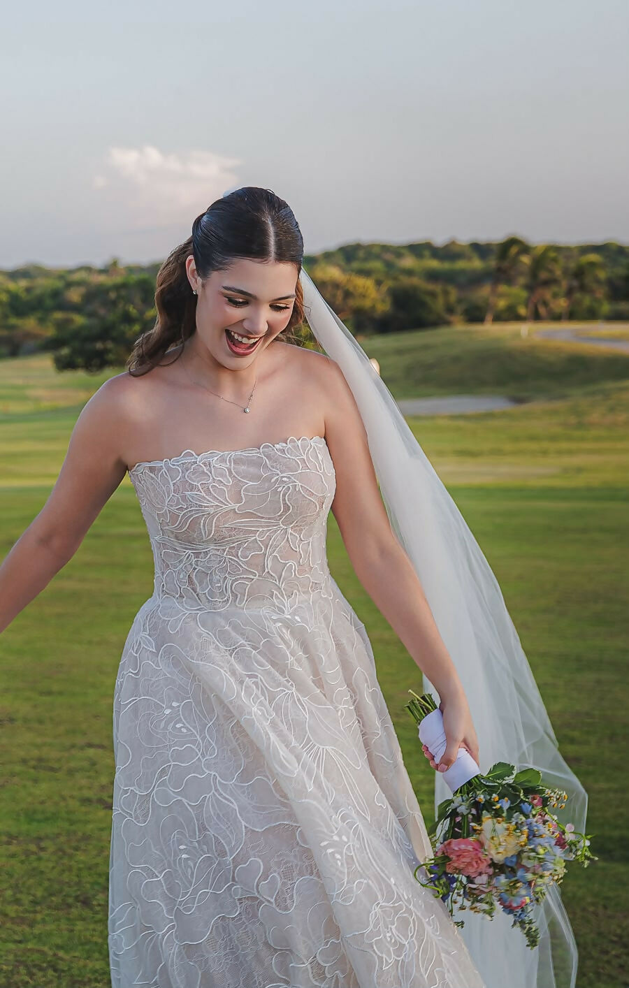 Vestido de Novia - Amalin de Hazbún